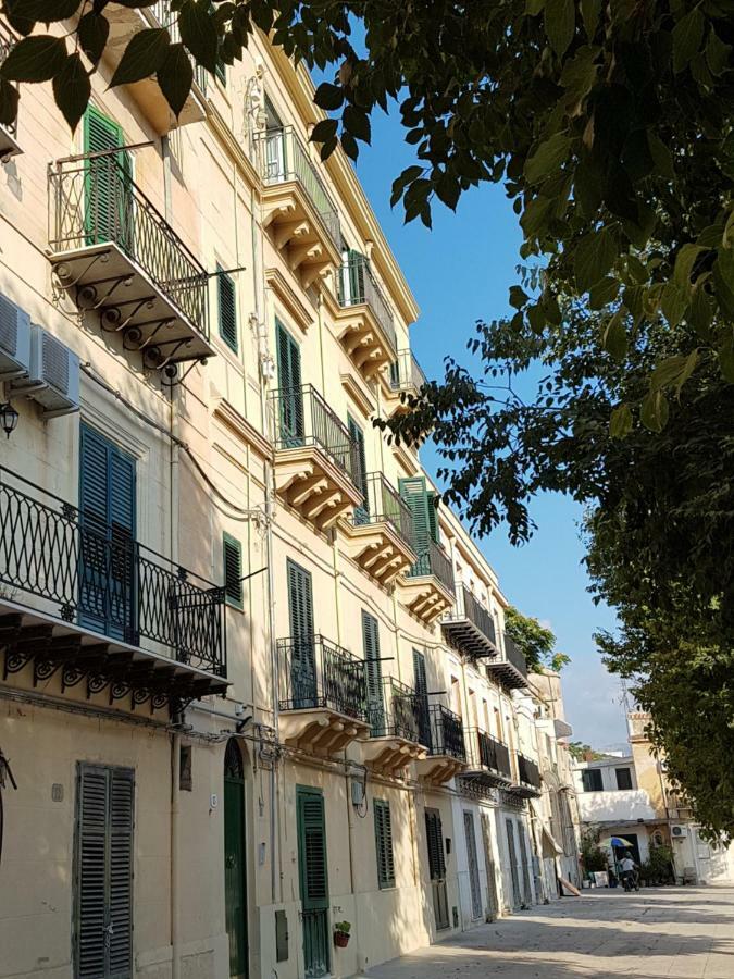 Casa Vacanze Villa D'Orleans 팔레르모 외부 사진